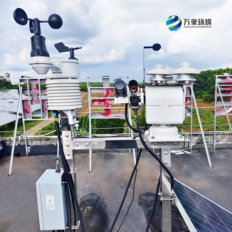 海南海口并網(wǎng)式光伏站實拍案例